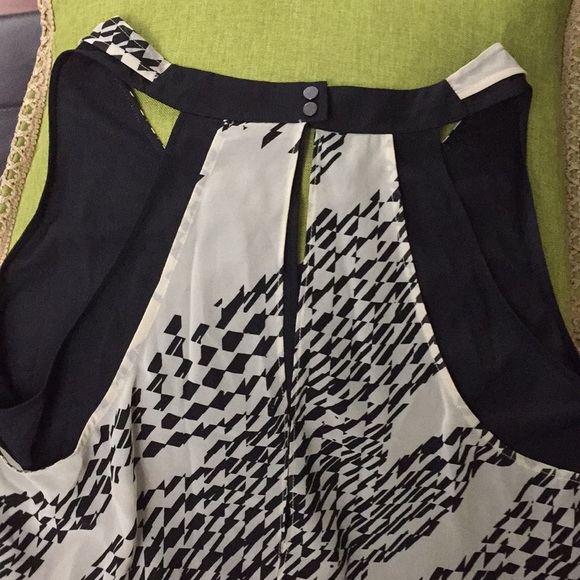 Brand new with tags! Ladies DKNY cute top! - Picture 6 of 8